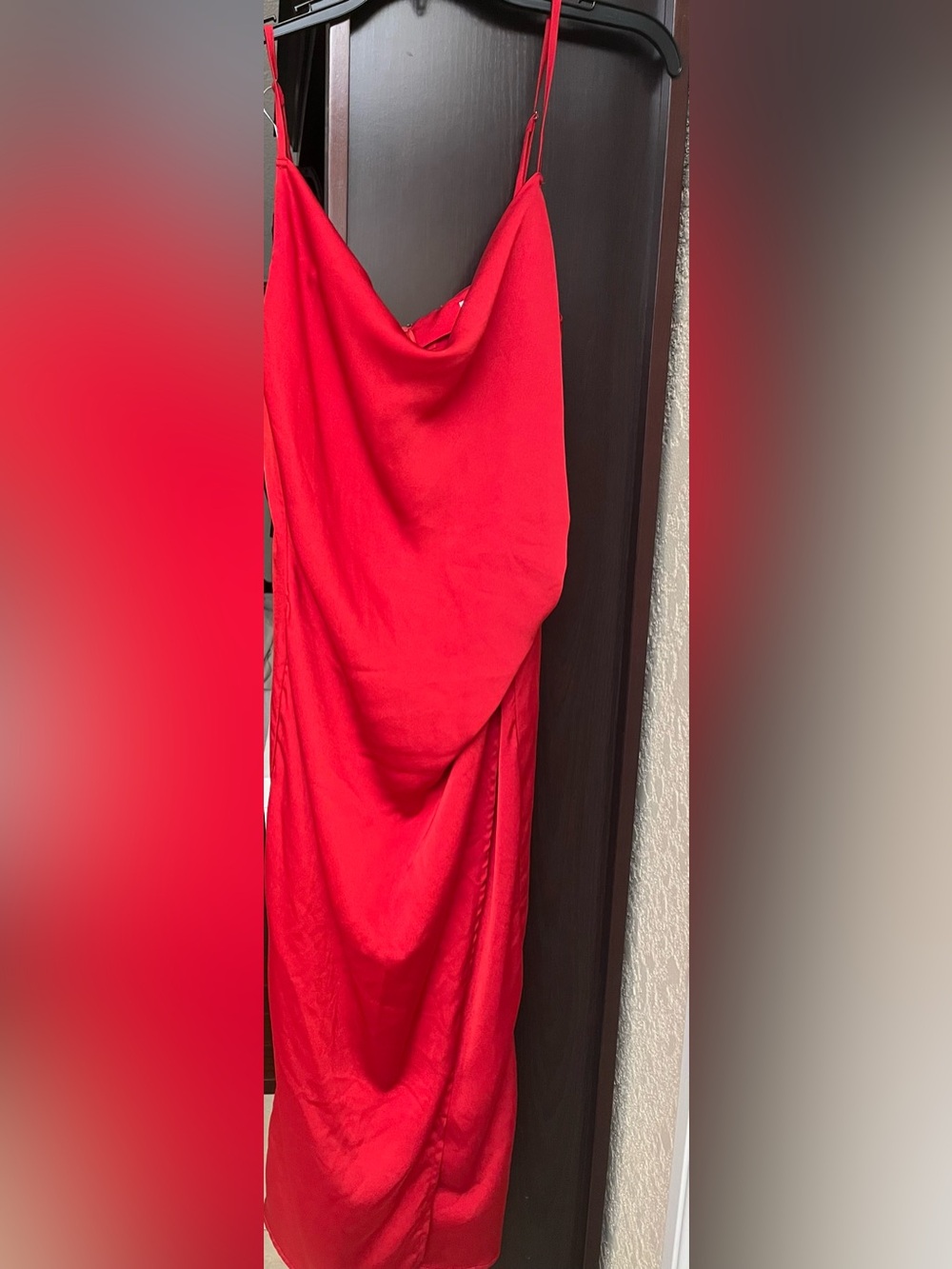 Elegant Red Midi Dress